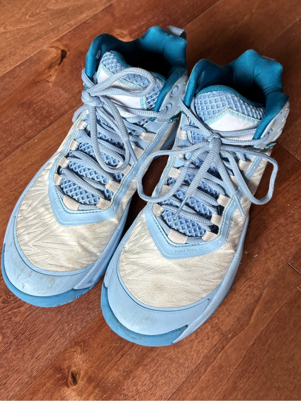 Moolah Kicks Kids Press Break V2